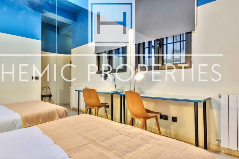 Foto 9a864e46-d30a-4b40-97c8-c7cbe1ca8d05. Planta baixa a Universidad-Malasaña Madrid