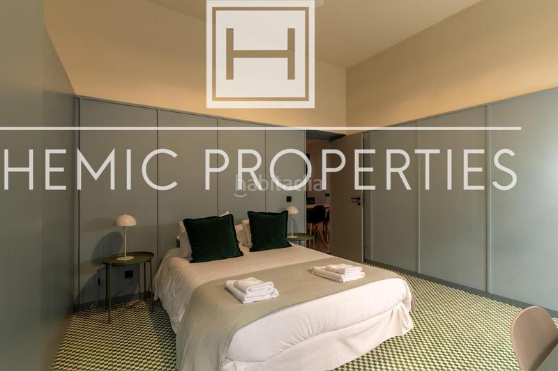 Foto ceb895f7-5af2-4891-bc63-412519ac39ca. Planta baixa a Universidad-Malasaña Madrid