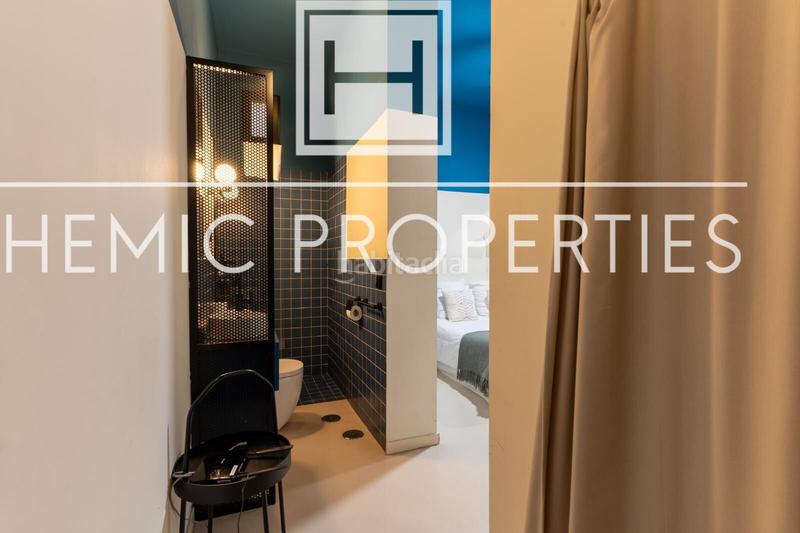 Foto efd44ddc-bc02-4b21-9756-4a65d6310ae2. Planta baixa a Universidad-Malasaña Madrid