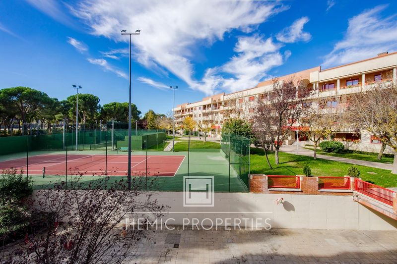 Foto 5c560145-0533-47b8-b5ce-3909bd7c547e. Pis amb calefacció aparcament piscina a Prado de Somosaguas Pozuelo de Alarcón