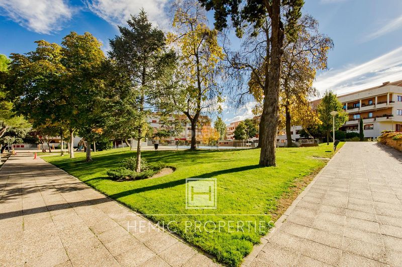 Foto 7a7b2d41-39e6-4452-9a5a-2029c7072137. Pis amb calefacció aparcament piscina a Prado de Somosaguas Pozuelo de Alarcón