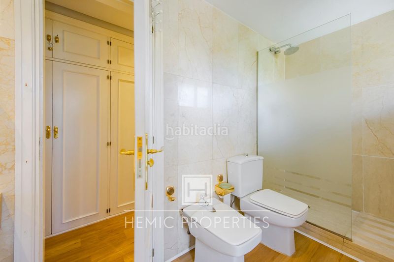 Foto cb906669-9434-438d-a78d-1e04b2076deb. Pis amb calefacció aparcament piscina a Prado de Somosaguas Pozuelo de Alarcón