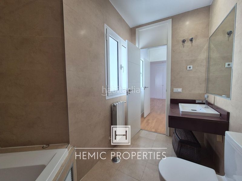 Foto 27df9923-cfce-4a5c-bf21-d2eb30a55c99. Pis amb calefacció a Jerónimos Madrid