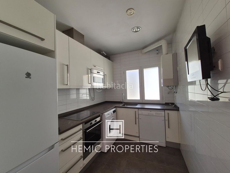 Foto 4306ecad-d7d7-4a0e-bee1-4333ca697f44. Pis amb calefacció a Jerónimos Madrid