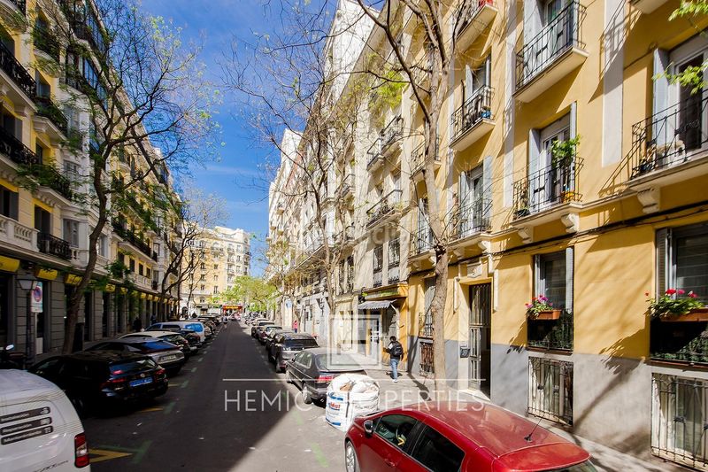 Foto e0e0f10c-46a9-4668-98f5-05de000c098d. Apartament amb calefacció a Trafalgar Madrid