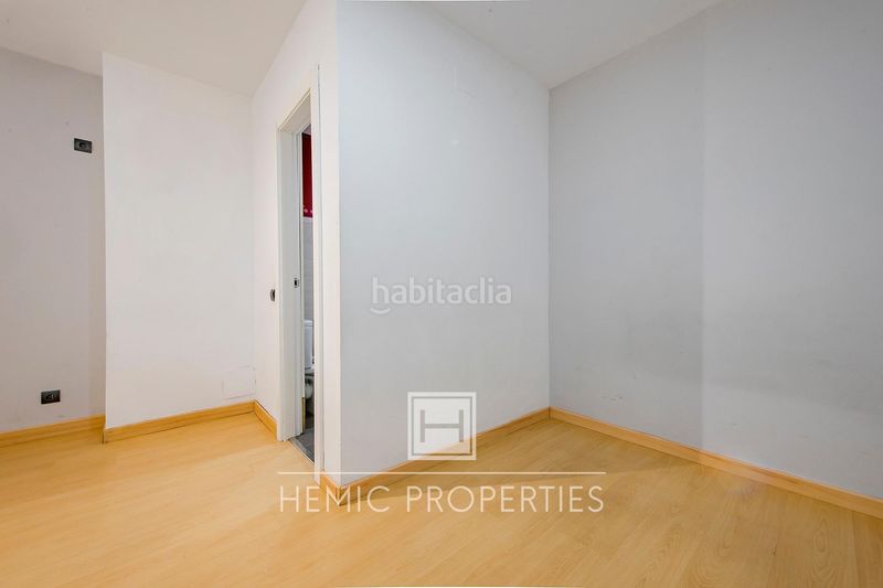Foto 7f6608c0-69f5-44f1-8a70-e27098c0d796. Loft amb aparcament a Virgen del Cortijo-Manoteras Madrid