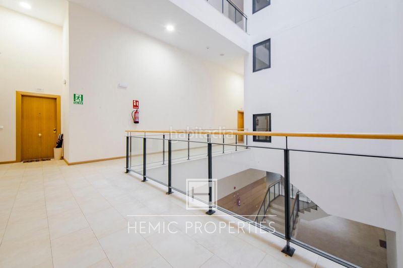 Foto eaa89ee3-8e9e-4462-bc1f-2e38b37427f9. Loft amb aparcament a Dehesa Vieja-Puente Cultural San Sebastián de los Reyes