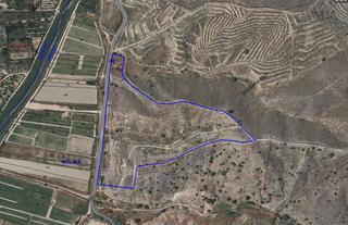 Finca rústica a Centro. Venta de terreno rural en la ribera de molina