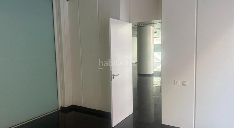 Foto 67109fa0-63e0-4b48-8025-cdf4ff220f48. Rent business premise in San Miguel Murcia