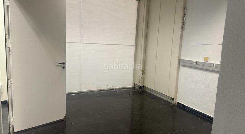 Foto c3052215-4e9b-49d5-b828-f2c6988c4b41. Rent business premise in San Miguel Murcia