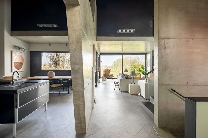 Foto 11187aab-878a-4152-bab8-8aa044769e4a. Chalet exclusiva villa de lujo en donostia con licencia turística con piscina, jardín y máximas prestaciones en Donostia - San Sebastián
