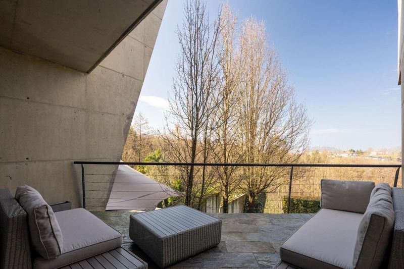 Foto 4bfba111-abff-4a6b-85c9-d5b92c1e819f. Chalet exclusiva villa de lujo en donostia con licencia turística con piscina, jardín y máximas prestaciones en Donostia - San Sebastián