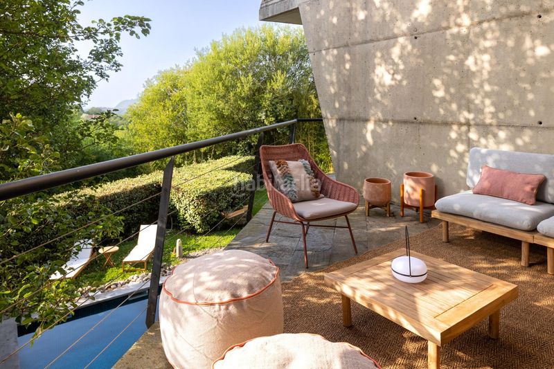 Foto a6eb3ffc-c07c-4e86-8acb-7a8b0d07c10b. Chalet exclusiva villa de lujo en donostia con licencia turística con piscina, jardín y máximas prestaciones en Donostia - San Sebastián
