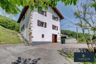 Casa a Oiz. Caserío con alma en venta en oitz
