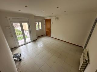 Location Appartement à Sota el cami ral. Piso amplio y luminoso en la zona de granollers.