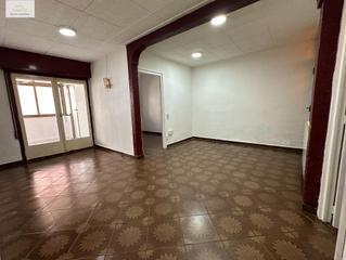 Rez-de-chaussée à Roca del Vallès (La). Planta baixa amb gran pati al centre de la roca del vallès