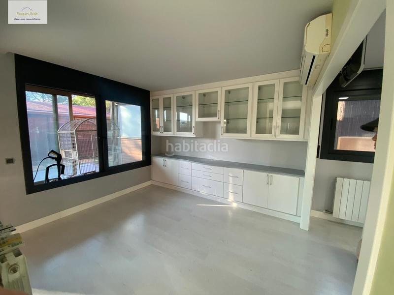 Foto 33e38c99-2fbc-464b-af53-ef0eb821f83d. Casa con parcheggio in Roca del Vallès (La)