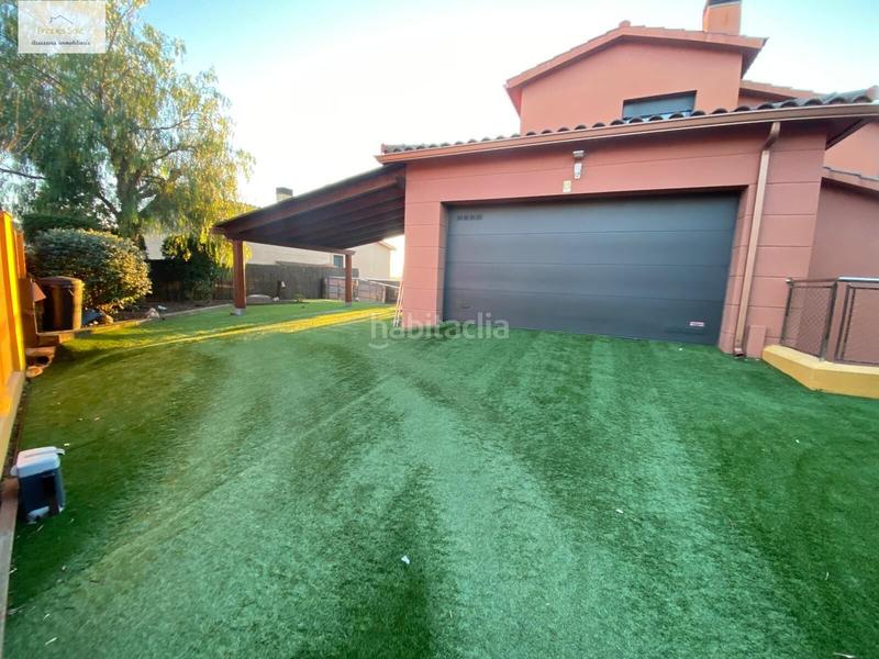 Foto 431dba2b-62be-4ebb-aba3-eae45c178a91. Casa con parcheggio in Roca del Vallès (La)