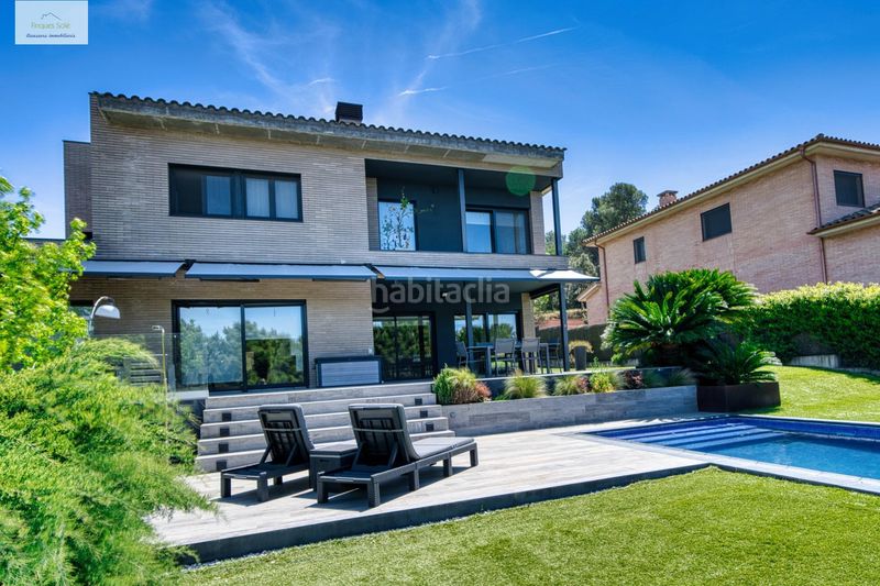 Foto 786be751-e08b-42d9-8d25-96f362f41330. Casa amb calefacció aparcament piscina a Roca del Vallès (La)