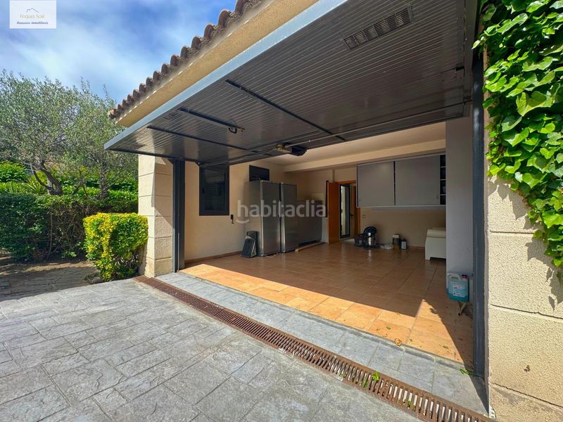 Foto 0a5886e0-1277-414a-b40c-d22d03657626. Casa amb calefacció aparcament piscina a Roca del Vallès (La)