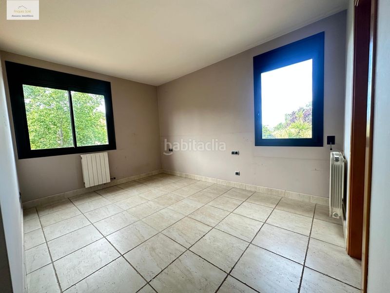 Foto c2673ada-0c7a-4528-be75-865827160506. Casa amb calefacció aparcament piscina a Roca del Vallès (La)