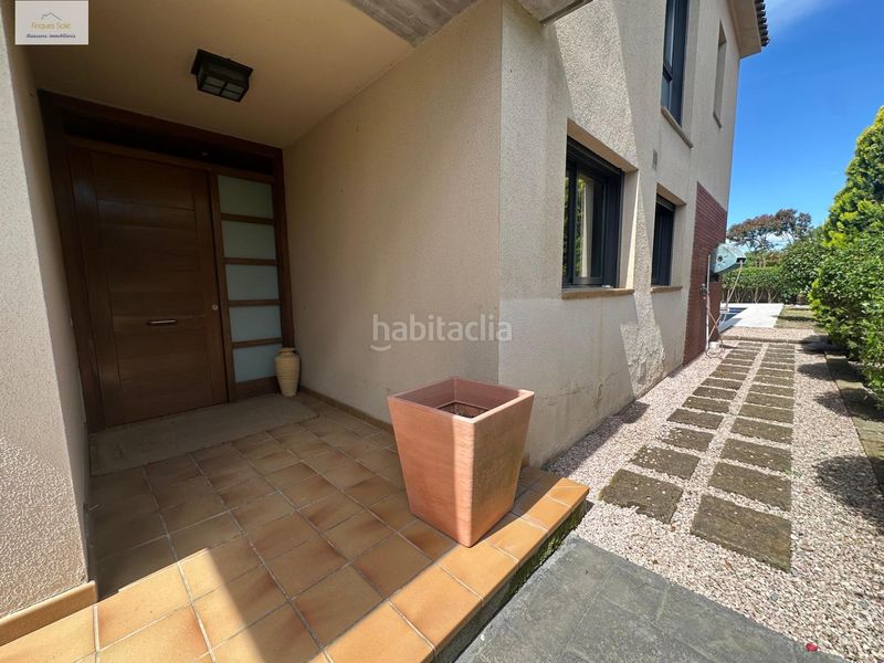 Foto d0c5a3da-8ebf-4c45-8659-1aa5f70ce8d6. Casa amb calefacció aparcament piscina a Roca del Vallès (La)