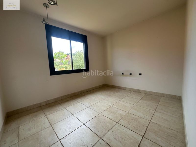 Foto f0f9022f-99e8-4755-bc4a-f8052c71c25b. Casa amb calefacció aparcament piscina a Roca del Vallès (La)