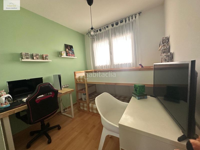 Foto e4de00ac-beee-44ce-946f-e8c3371a43d7. Pis a Roca del Vallès (La)