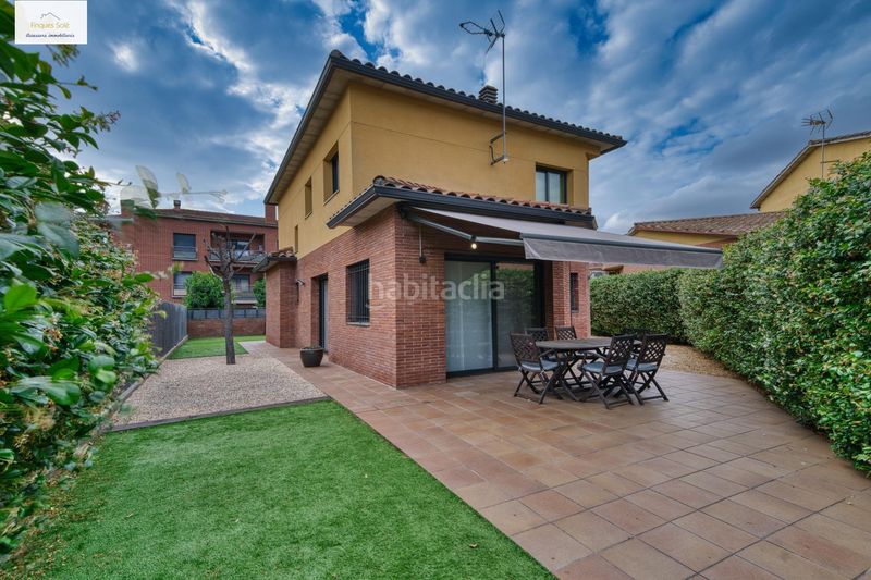 Foto 5fd0cdd1-29a5-4ad8-af9d-f2977549fecf. Casa amb calefacció aparcament a Roca del Vallès (La)