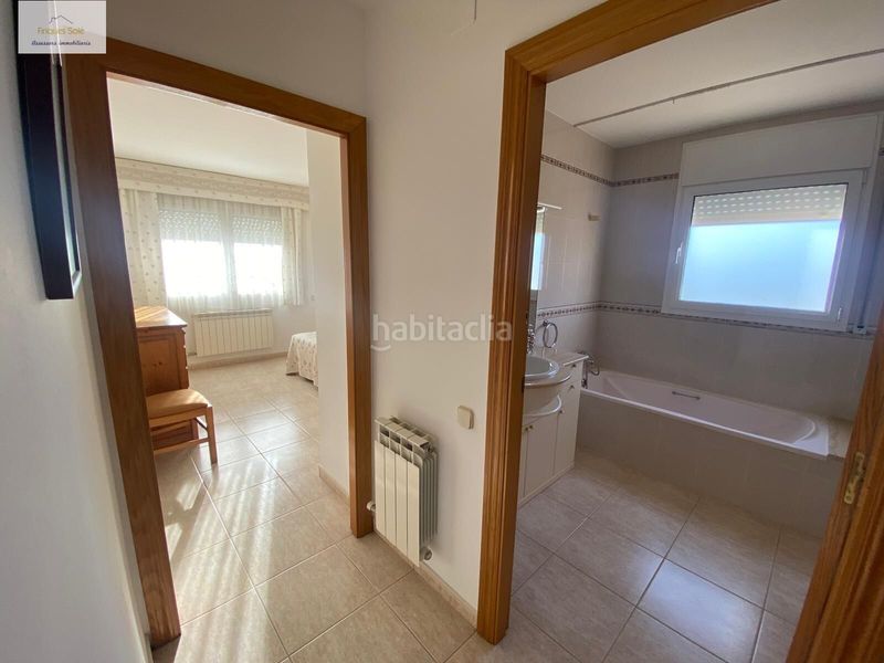 Foto 0e1e149d-1297-4249-a986-83489ec8cbbf. Casa amb calefacció aparcament a Roca del Vallès (La)