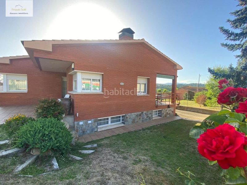 Foto 16dc6983-c8ac-4892-a1e1-0cee22b0938e. Casa amb calefacció aparcament a Roca del Vallès (La)
