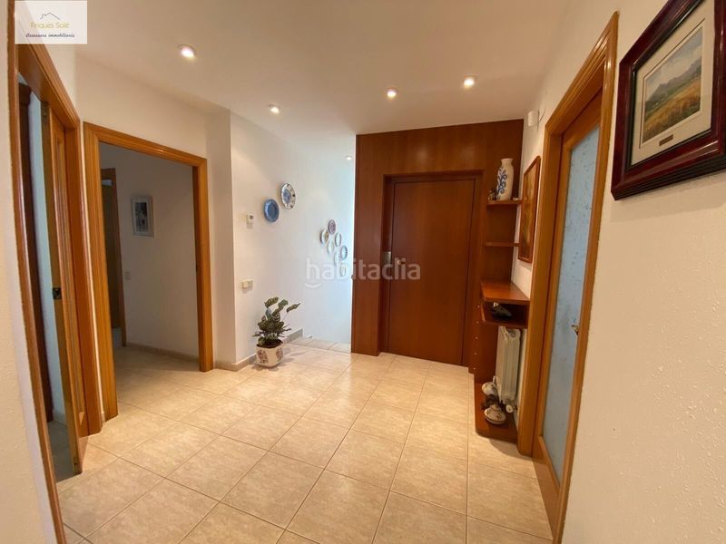 Foto d817ff5c-4e1b-4b2e-aa78-02221c8a5ce0. Casa amb calefacció aparcament a Roca del Vallès (La)