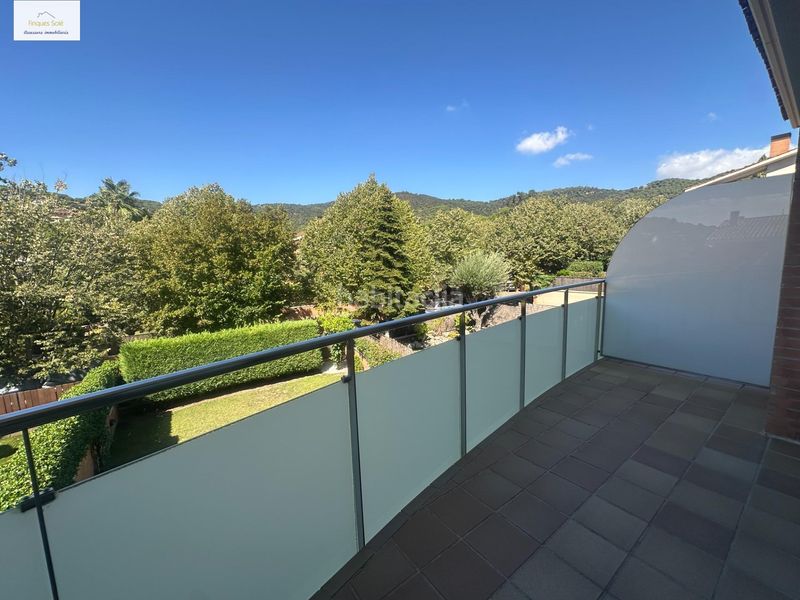 Foto c9f05b84-3002-4a6e-82ce-37daade3164c. Casa adossada amb calefacció aparcament piscina a Cabrils