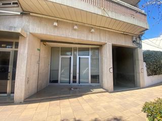 Lloguer Local Comercial a Roca del Vallès (La). Local comercial