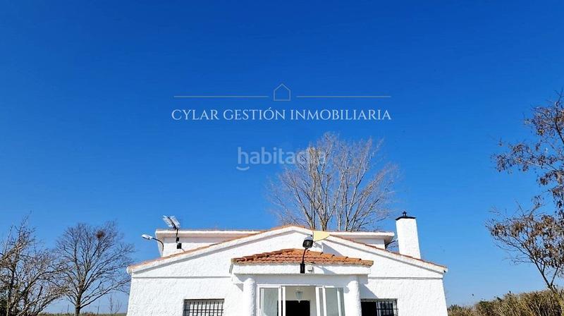 Foto 32a0bc89-886c-43df-a2df-b4d9e535cd63. Casa con riscaldamento parcheggio in Villares de la Reina