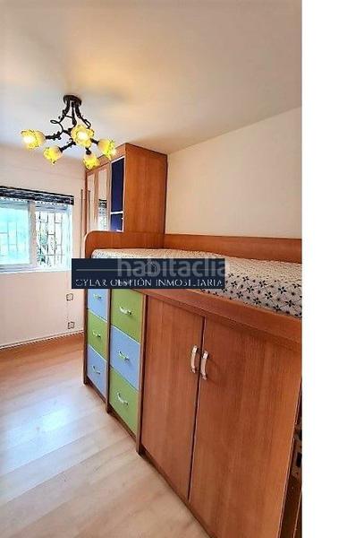 Foto f069f9ea-3730-4f44-a563-7e537d9a7db7. Casa con riscaldamento parcheggio in Villares de la Reina