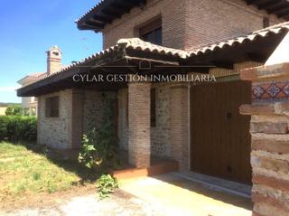 Xalet  Higuera. Chalet en venta en el pinar de alba