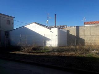 Finca rústica  Medio. Solar urbano en venta en pelabravo