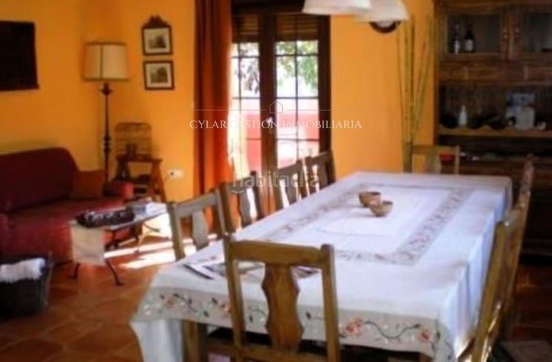 Foto 25052cc5-8c91-4db5-aef8-3c0eb7c7f243. Xalet amb calefacció aparcament piscina a Calzada de Béjar (La)