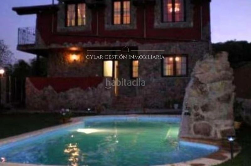 Foto af26dddd-c8a9-496c-8573-a1c727c490c2. Xalet amb calefacció aparcament piscina a Calzada de Béjar (La)