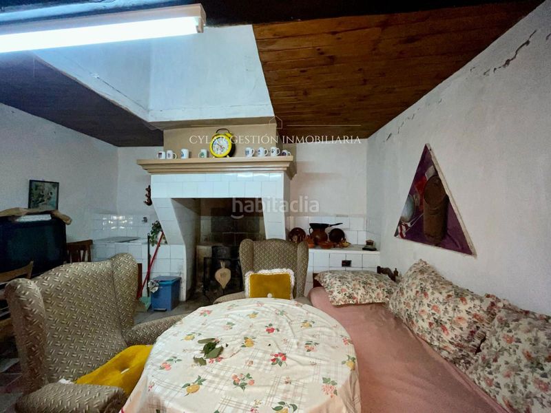 Foto f0f6ab12-015d-4b20-ac5c-10c558f0e341. Casa amb aparcament piscina a Monterrubio de Armuña