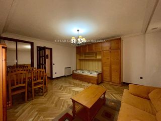 Miete Etagenwohnung  Empedrada. Estudio en alquiler al lado del palacio de congresos