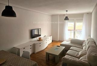Location Appartement  Moral, la. Habitacion en alquiler, una disponible en zona cementerio en sal