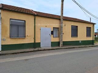 Casa  Revilla. Oportunidad, tu casa cerca de alba y salamanca