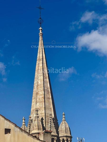 Foto 8d5d76cb-bf9c-4027-a224-b39d6a54856d. Etagenwohnung mit heizung in Centro Salamanca