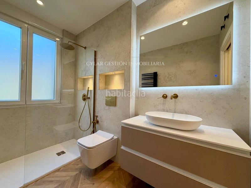 Foto ee6ac4d2-d2da-407a-ae0c-1943bcb52c3a. Etagenwohnung mit heizung in Centro Salamanca