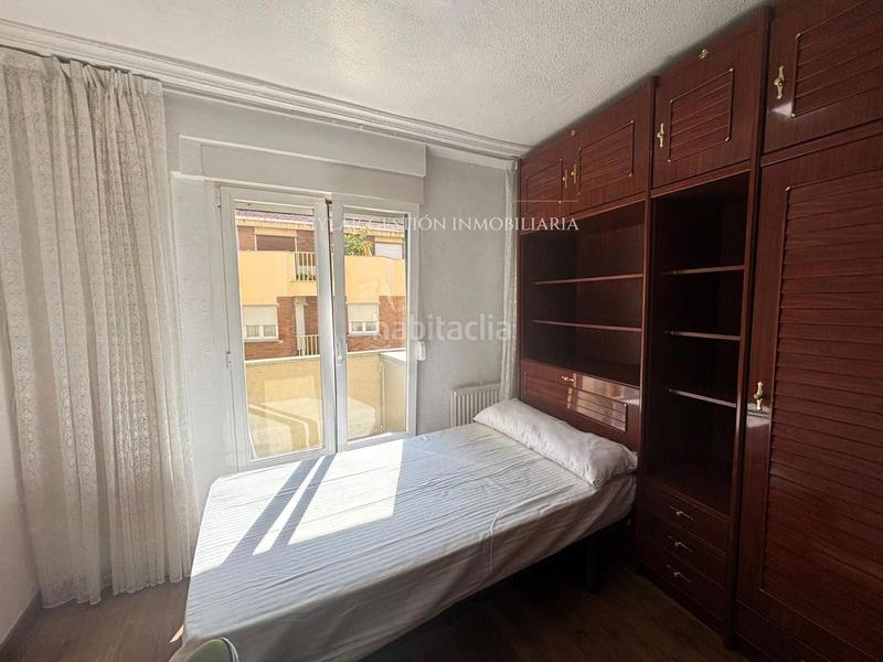 Foto dd571692-c3bf-42fe-bd5f-fc0565e98e01. Alquiler piso  en alquiler en calle doctor jaime vera en Salamanca