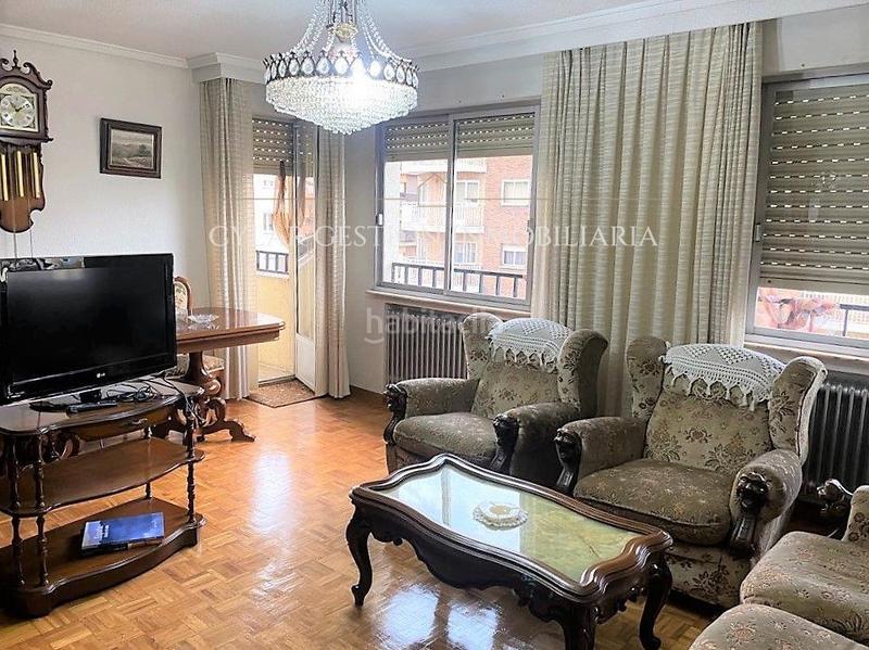 Foto 0c7ef2fc-a23d-4156-9dca-5d0b711c2a25. Flat with heating in Carmelitas Salamanca