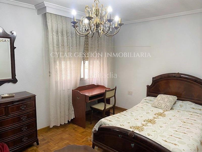 Foto 1bfdbe86-752a-4ea7-847e-65779cb8a0d6. Flat with heating in Carmelitas Salamanca