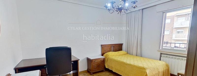 Foto cbb6fec0-d007-4ab8-8023-e24fcbc4d6a1. Flat with heating in Carmelitas Salamanca